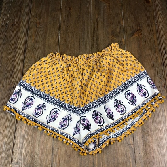 About a girl shorts - Picture 3 of 5